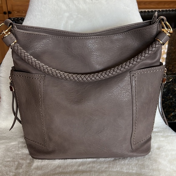 Myztique Grace Hobo Bag Like new - Picture 6 of 17